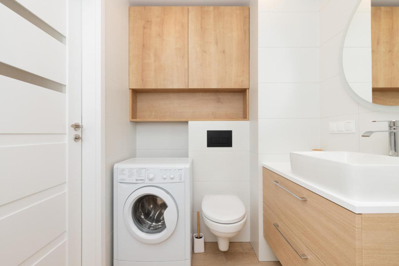 Osiedle Latarnikow Apartment With Parking Gdansk By Noclegi Renters Esterno foto